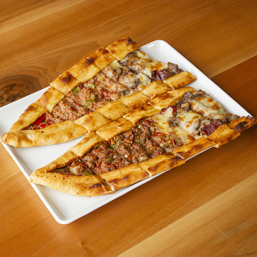 Çorlu Karışık Pide